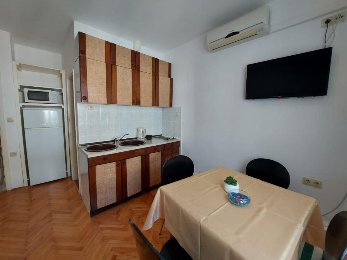 Apartments By The Sea Duce, Omis - 2731 Dugi Rat Exterior photo
