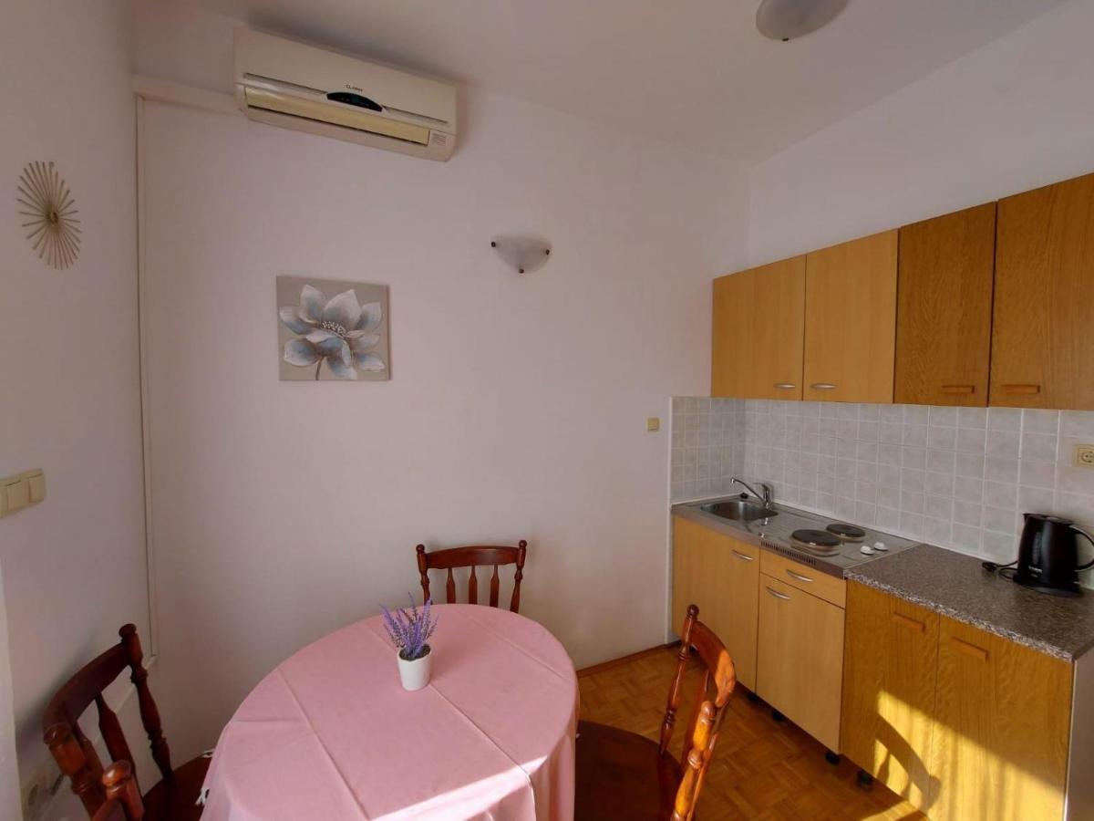 Apartments By The Sea Duce, Omis - 2731 Dugi Rat Exterior photo